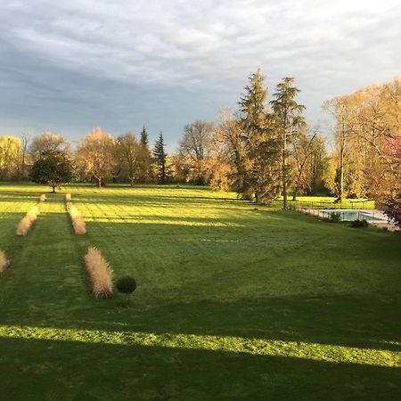 Gite Manzana Au Chateau Lavalade Castelsarrasin Bagian luar foto
