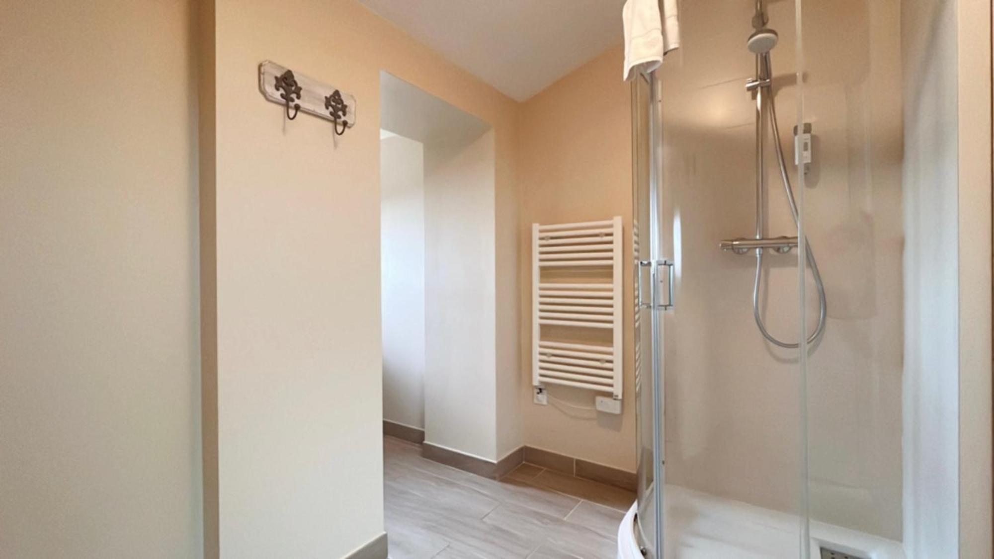 Gite Manzana Au Chateau Lavalade Castelsarrasin Bagian luar foto